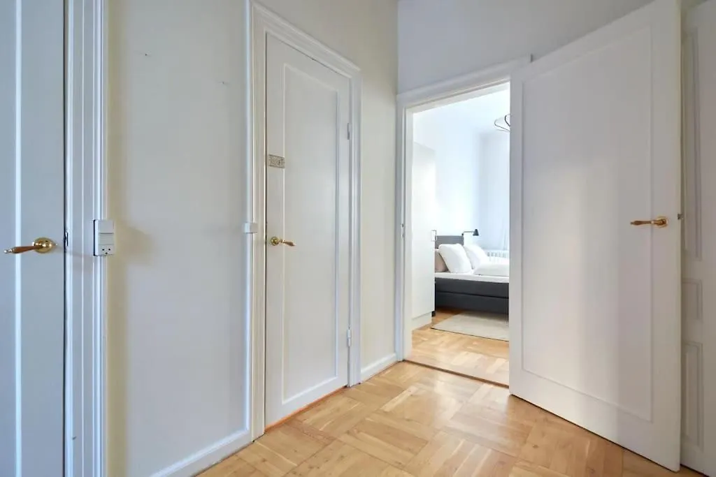 Moderen And Sleek 3Br With Bath By The Lakes And Metro Copenhagen