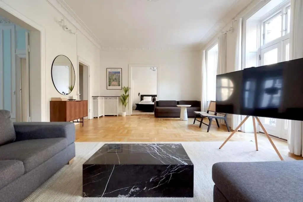 Apartment Moderen And Sleek 3Br With Bath By The Lakes And Metro Copenhagen Denmark